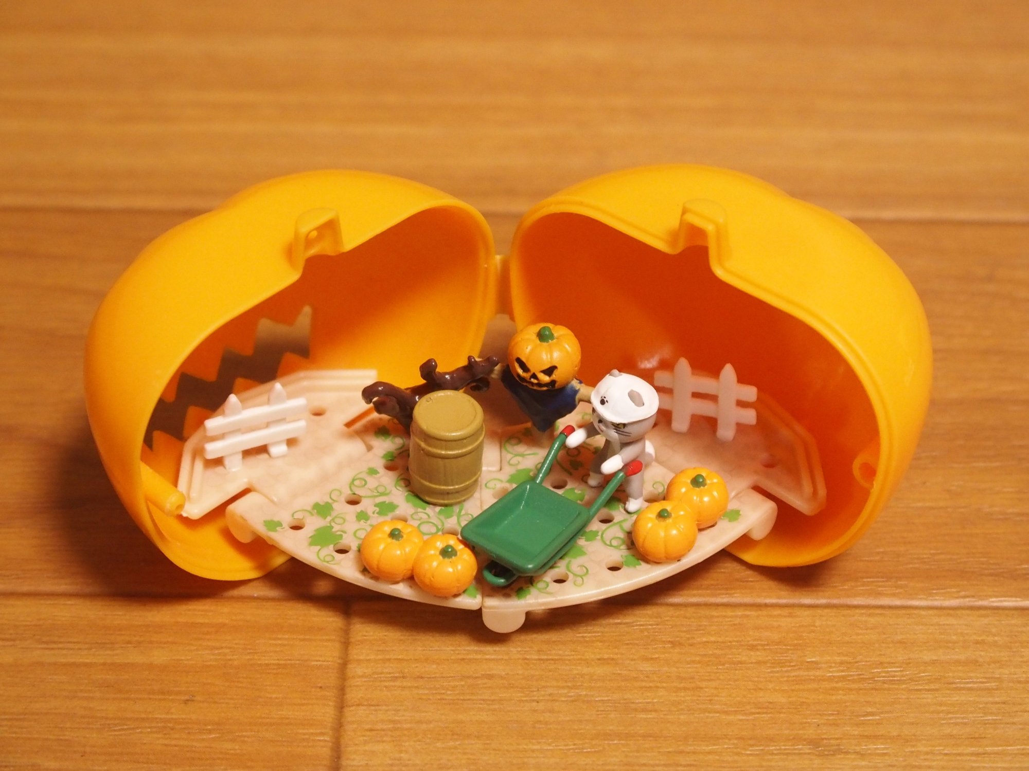 Mainan kapsul Tarlin kawaii, o - Cosplay Bat Prop ulasan dan harga